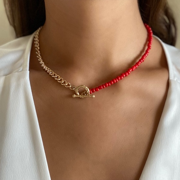 Red and Gold Chain Choker - Picture 2 of 4